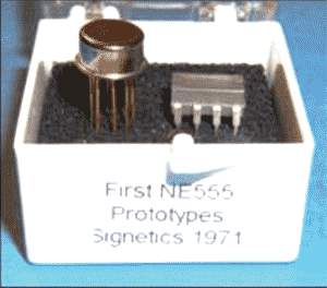  Прототип генератора NE555